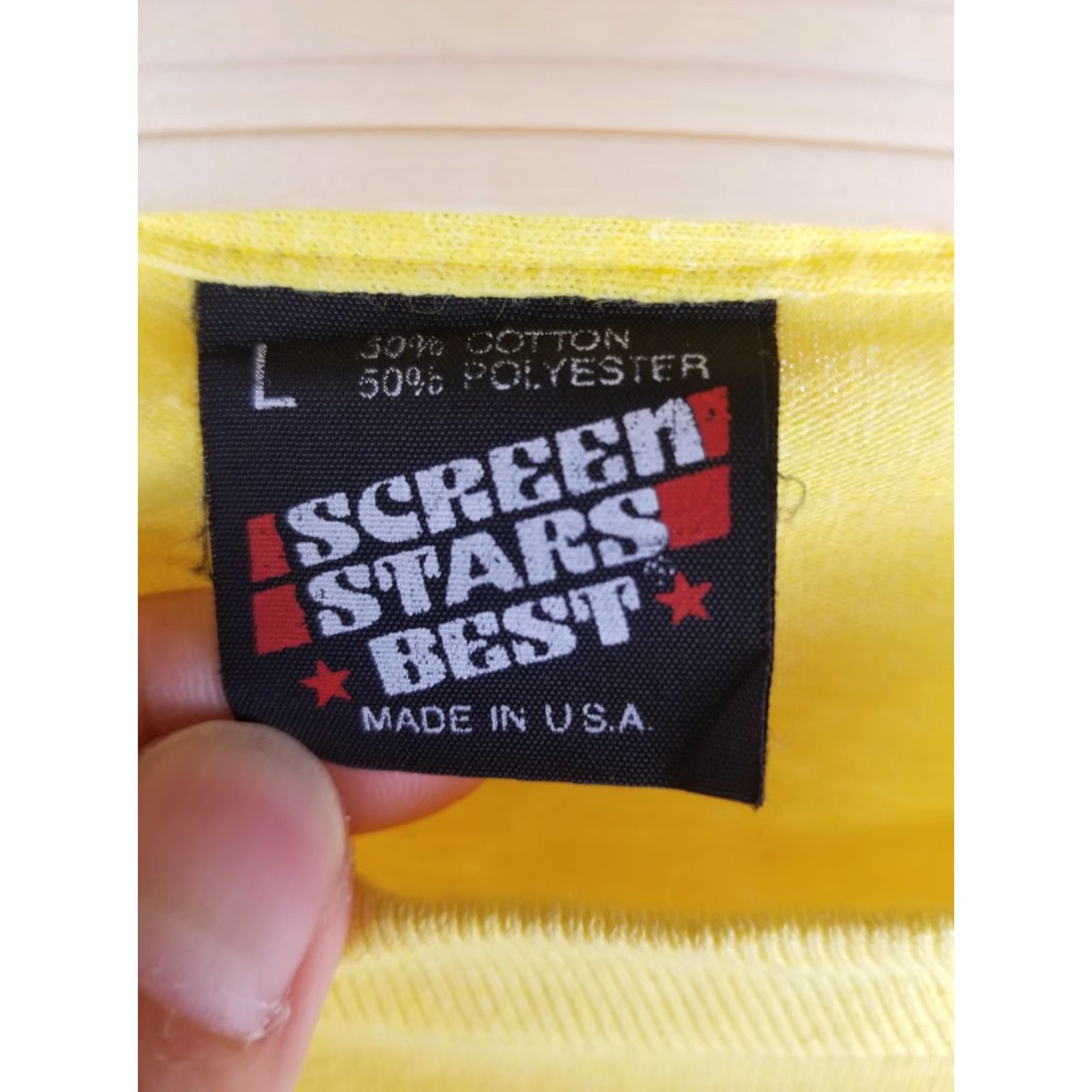Vintage VINTAGE 90' CARROUSEL YELLOW SINGLE STITCH THIN T-SHIRT SZ LARGE Size US L / EU 52-54 / 3 - 5 Thumbnail