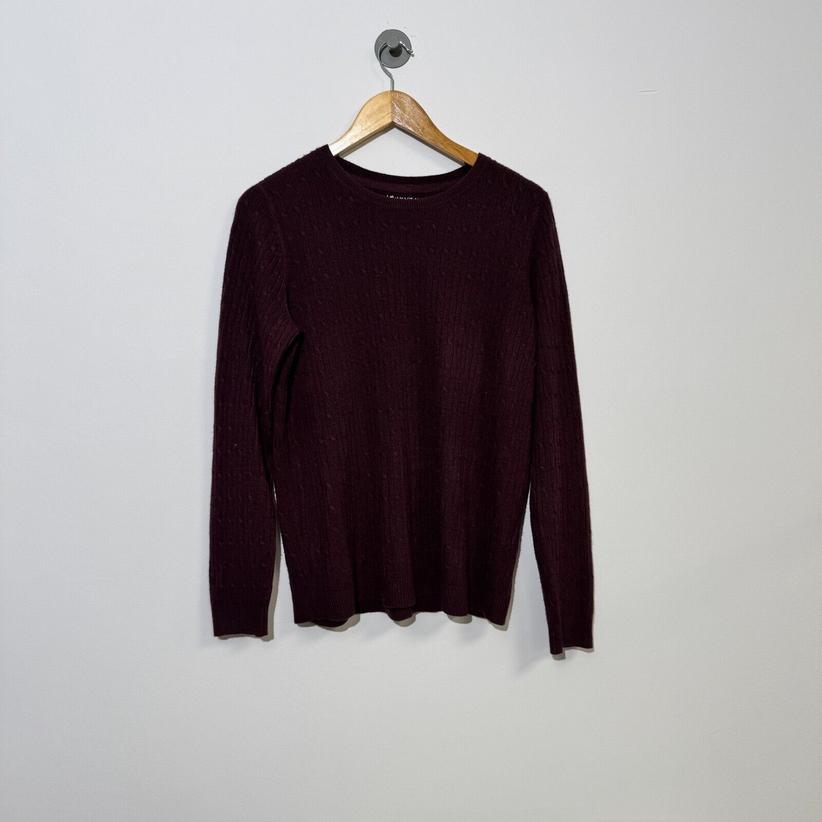 Vintage Vintage Unisex Burgundy Acrylic Cableknit Sweater Size M Size US M / EU 48-50 / 2 - 1 Thumbnail