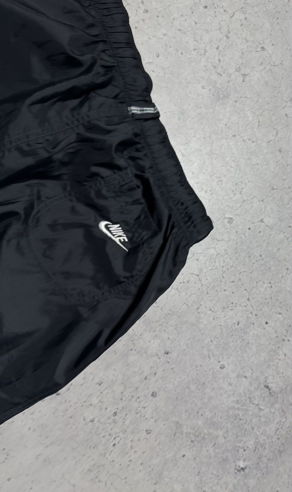 Nike Nike Vintage 80’s 90’s Nylon Track Suit Jacket & Pants Retro Size US L / EU 52-54 / 3 - 22 Thumbnail