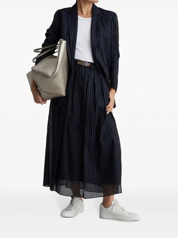 o1la1rc1a0425 Skirt in Dark Blue