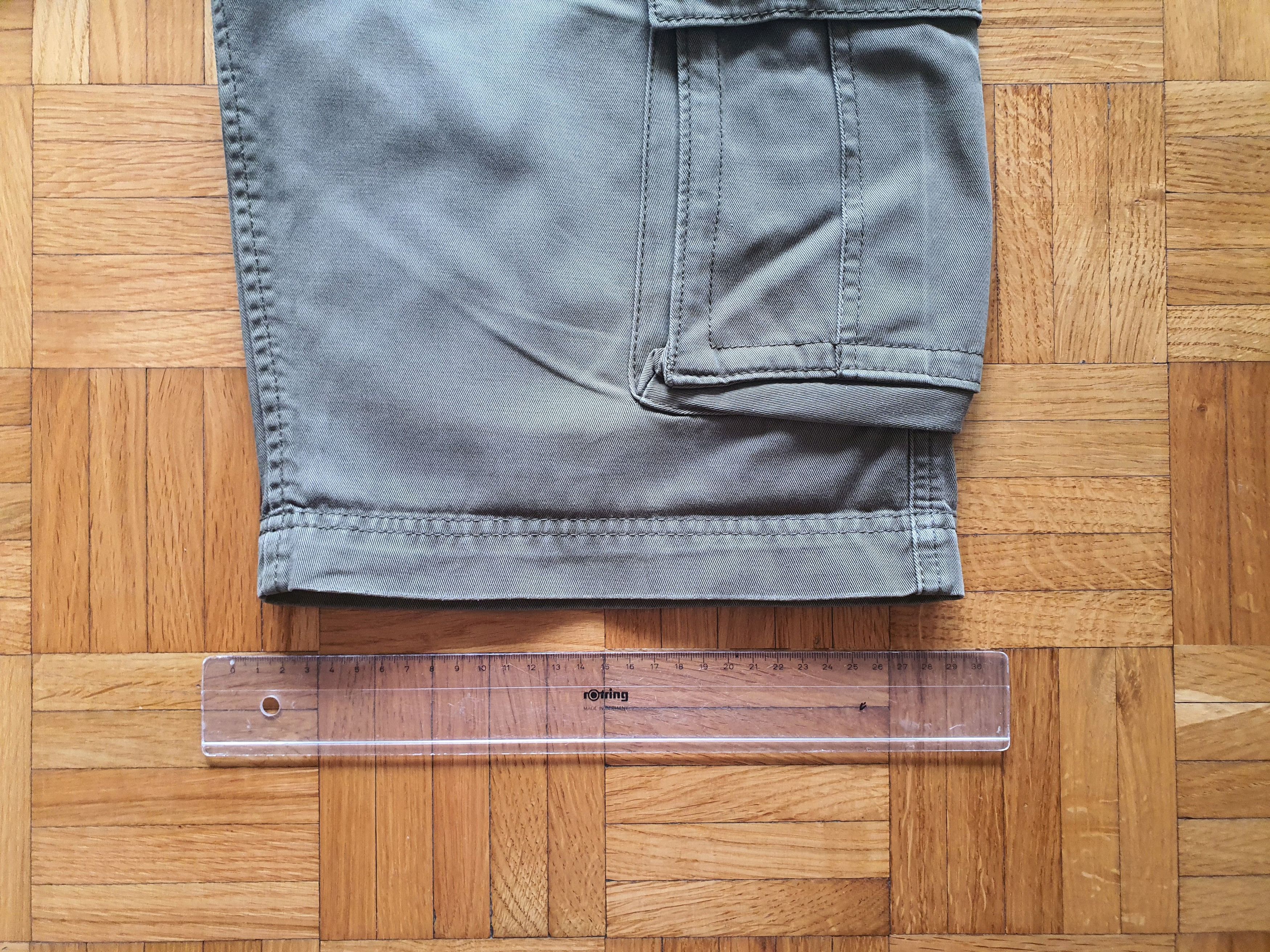 Tommy Hilfiger Hilfiger Denim - Vintage (00s) Olive Green Cargo Shorts Size US 31 - 10 Thumbnail