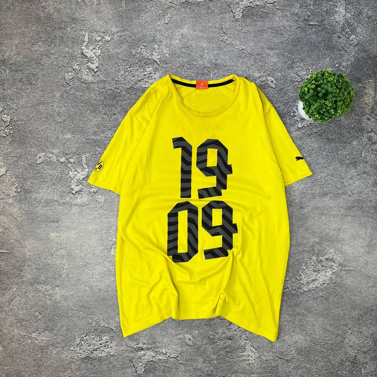 Puma Vintage Yellow BORUSSIA DORTMUND Cotton T-Shirt 1909 Big Size US XL / EU 56 / 4 - 1 Thumbnail