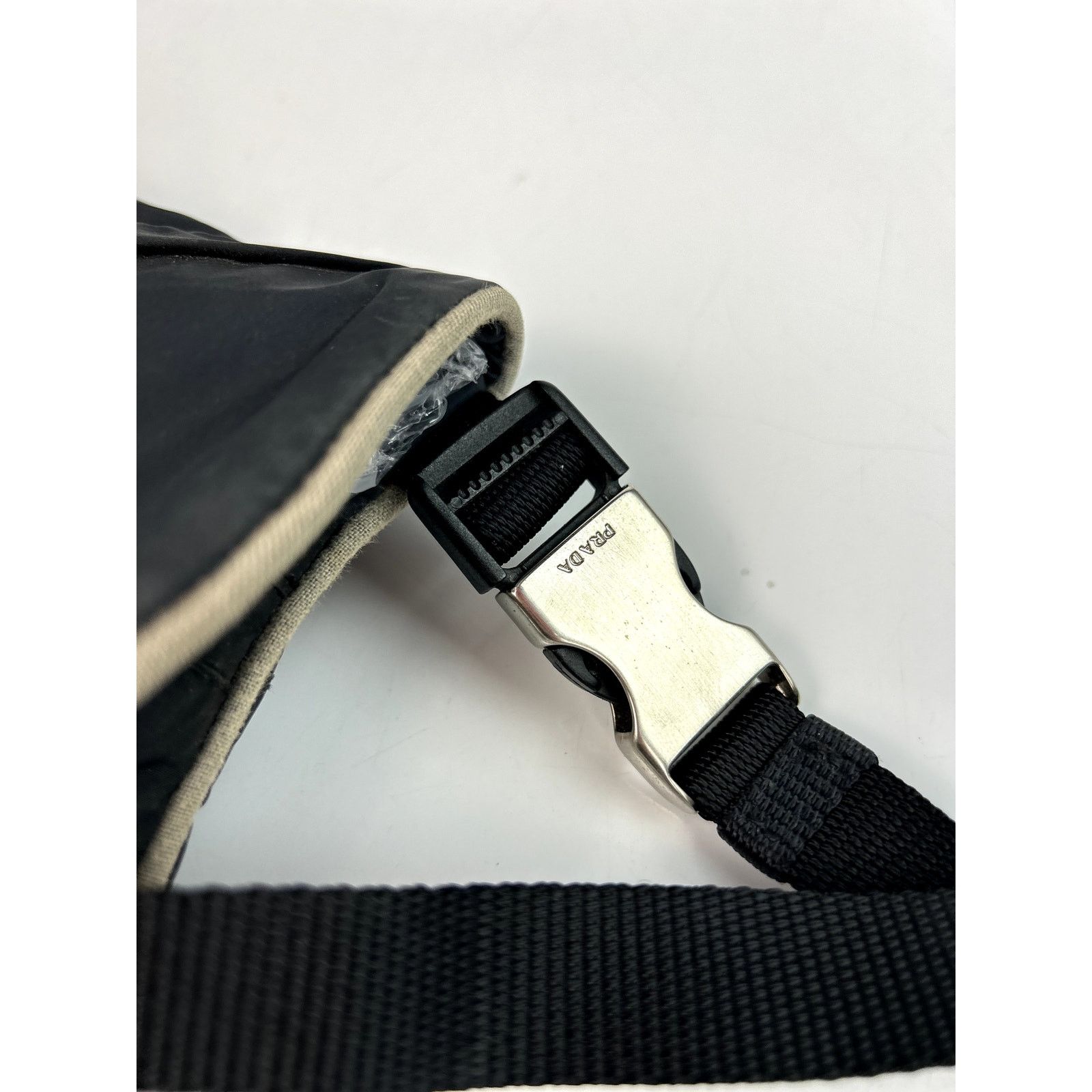Prada Prada Sports Shoulder Bag Pouch Nylon Size ONE SIZE - 8 Thumbnail
