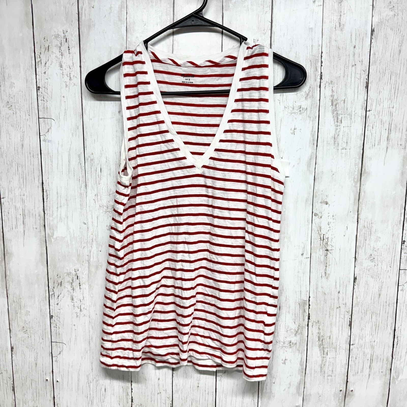 Madewell Madewell Blouse Small VNeck Sleeveless Tank Red White Stripe Size S / US 4 / IT 40 - 1 Thumbnail