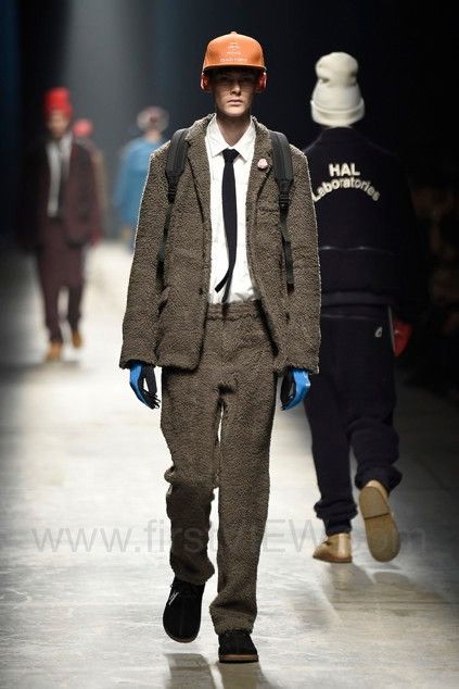 Undercover Rare Undercover AW18 runway teddy fleeece blazer jacket Size US S / EU 44-46 / 1 - 2 Thumbnail
