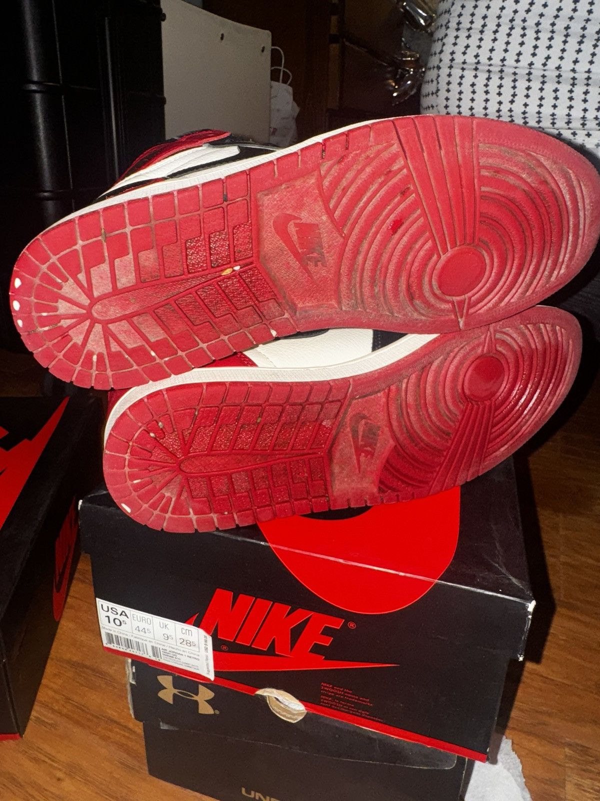 Jordan Brand Jordan 1 Bred Toe Size US 10.5 / EU 43-44 - 6 Thumbnail