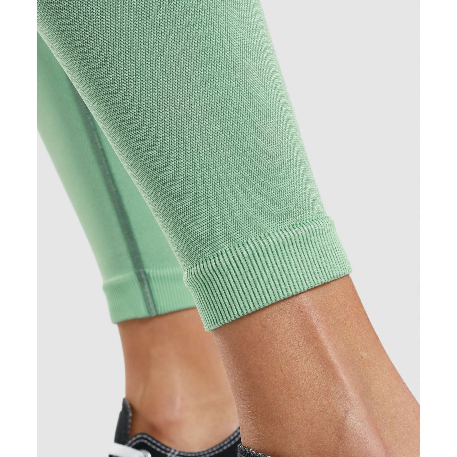 Gymshark Gymshark Adapt Ombre Seamless Leggings Size Small Size 27" / US 4 / IT 40 - 3 Thumbnail
