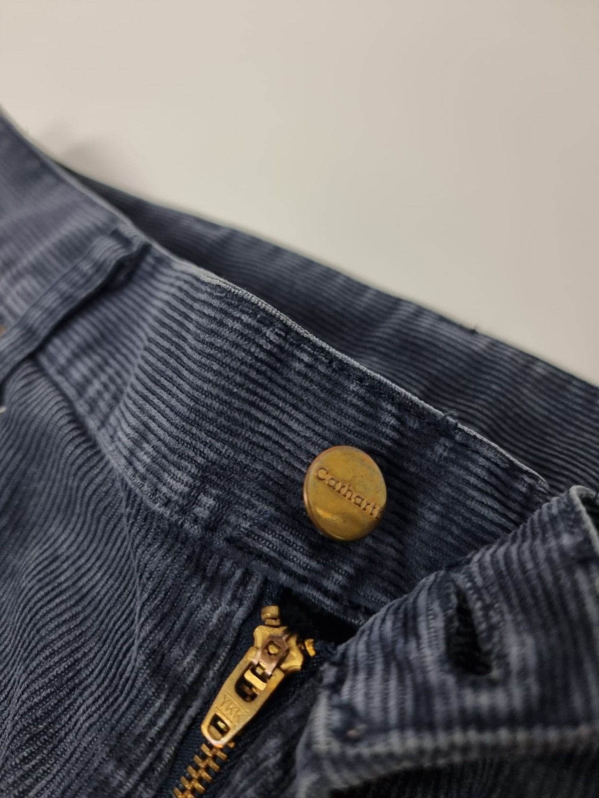 Carhartt Carhartt corduroy slim pant 29x34 M mens womens Size US 30 / EU 46 - 7 Thumbnail