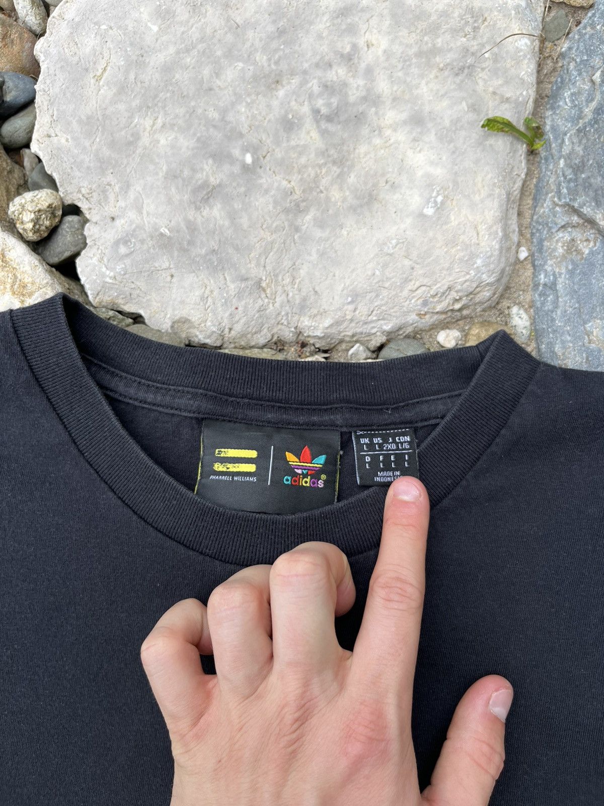 Adidas × Pharrell Adidas x Pharrell Williams big logo tee human made hiking Size US L / EU 52-54 / 3 - 15 Thumbnail