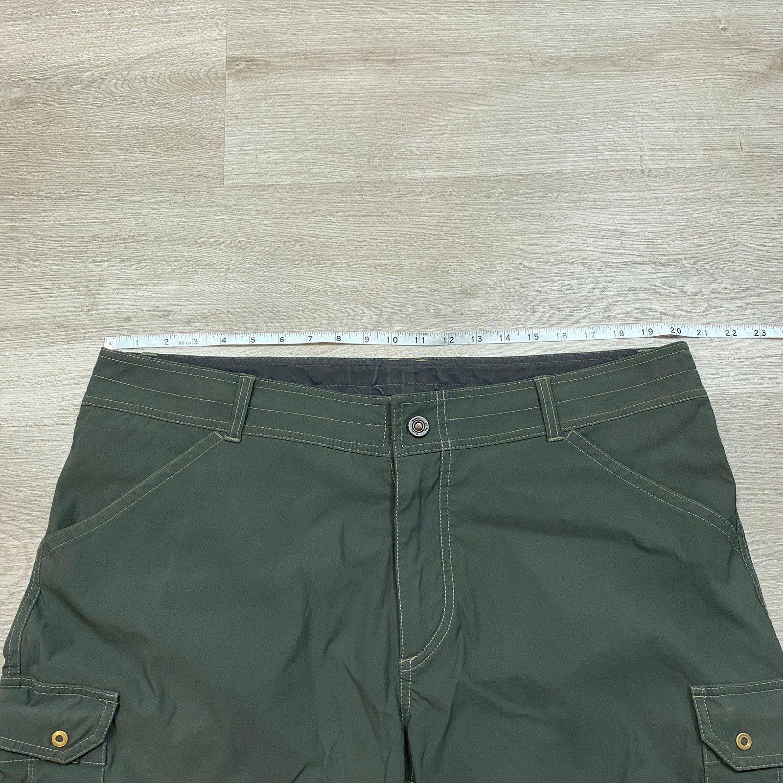 Kuhl Kuhl Outdoor Cargo Hiking 12" Shorts Men's 40 Gorpcore Size US 40 / EU 56 - 5 Thumbnail