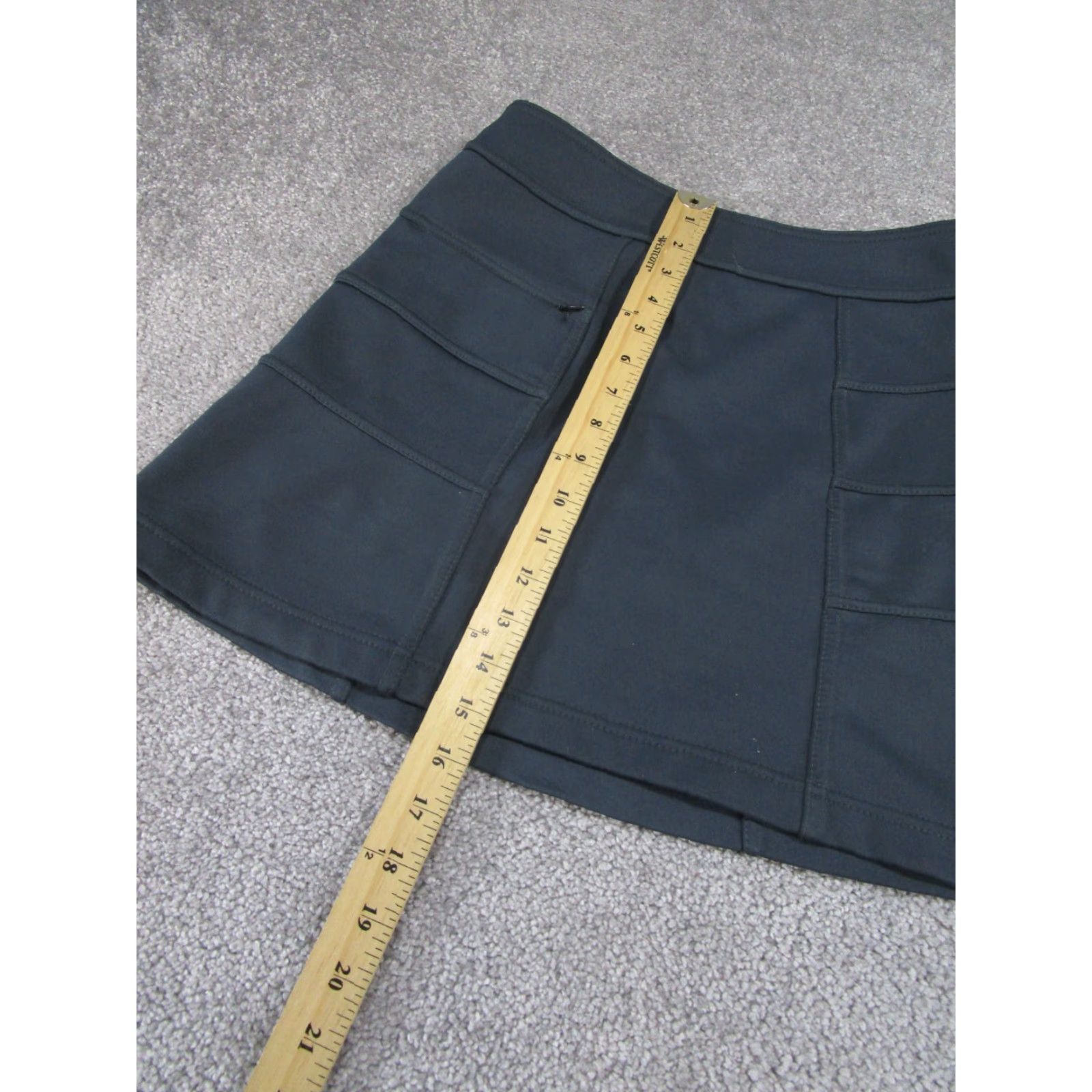 Athleta VINTAGE Athleta Blizzard Skirt Womens Small Gray Fleece Lined A Line Mini Size 28" / US 6 / IT 42 - 2 Thumbnail