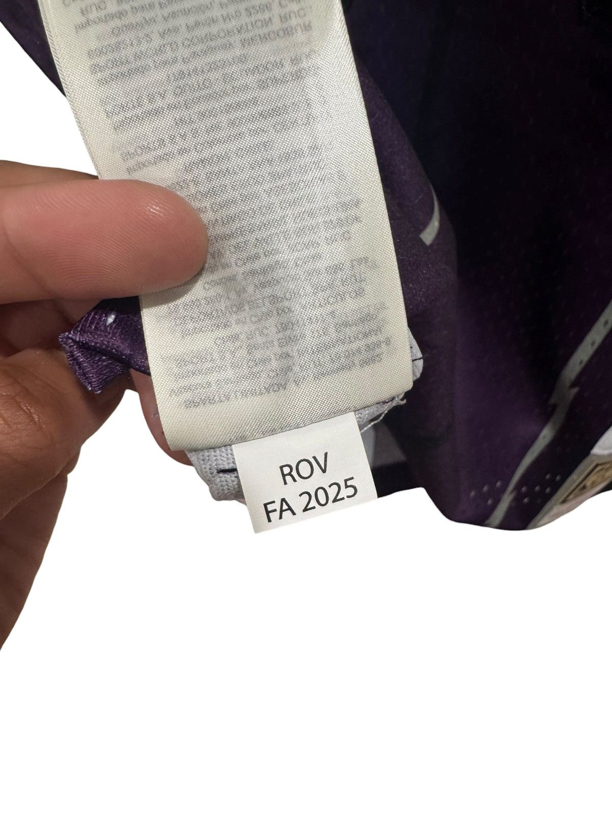 Playboi Carti Playboi Carti x Mitchell & Ness YVL Raptors Jersey Purple Size US M / EU 48-50 / 2 - 10 Thumbnail