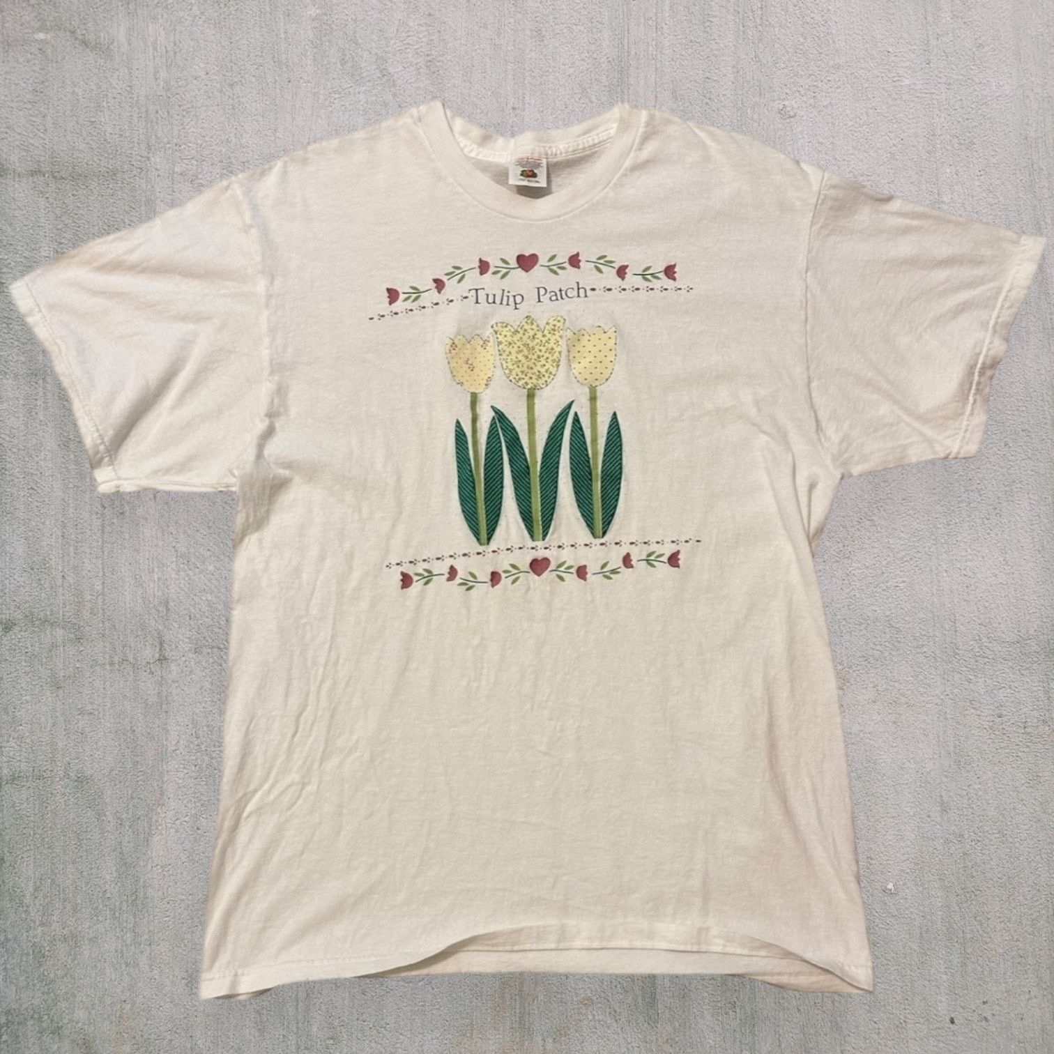 Fruit Of The Loom Tulip patch gardening tee Size US XL / EU 56 / 4 - 1 Thumbnail