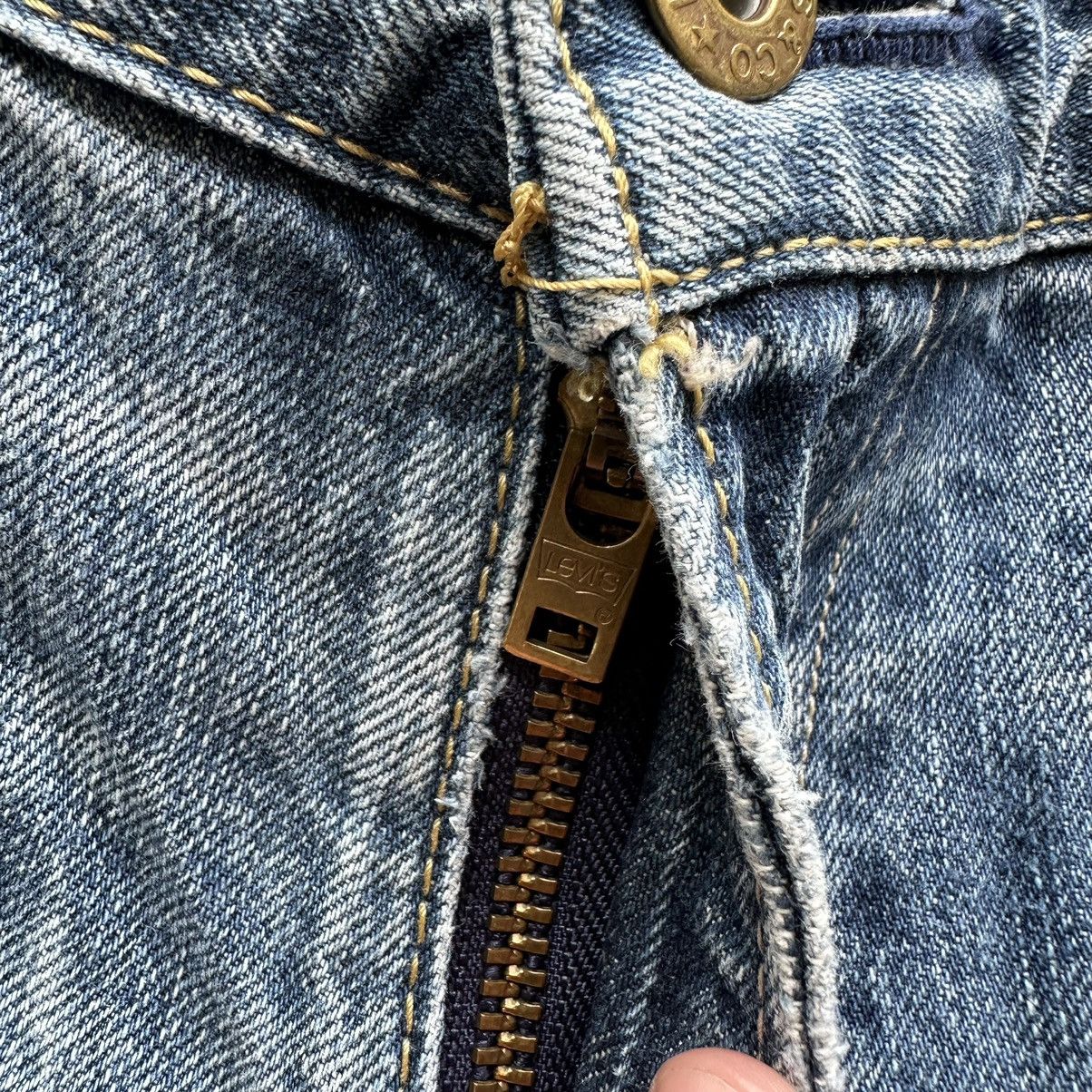 Levi's Vintage Levi’s 502 Distressed Faded Denim Jean Pant W30 Size US 30 / EU 46 - 7 Thumbnail