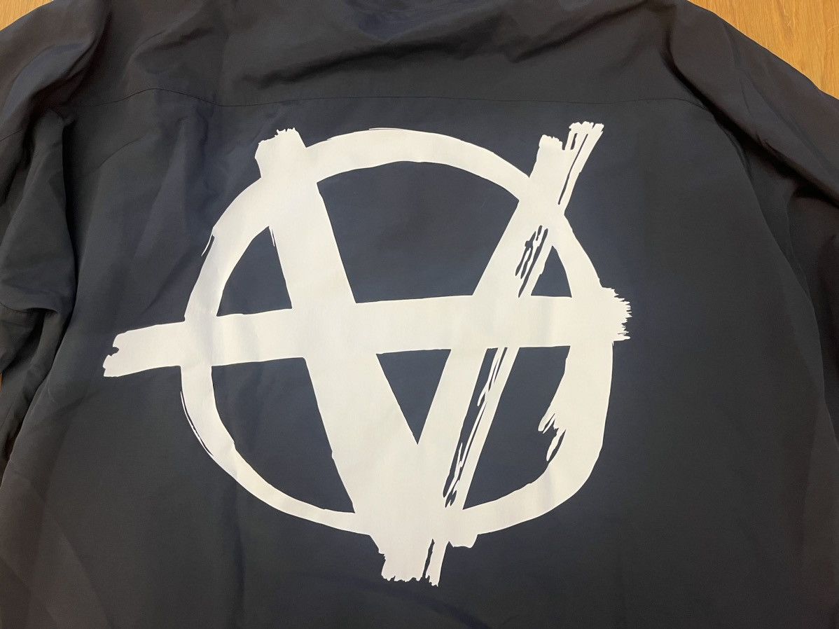 Vetements VETEMENTS Jacket RRP $1300 Size US L / EU 52-54 / 3 - 8 Thumbnail