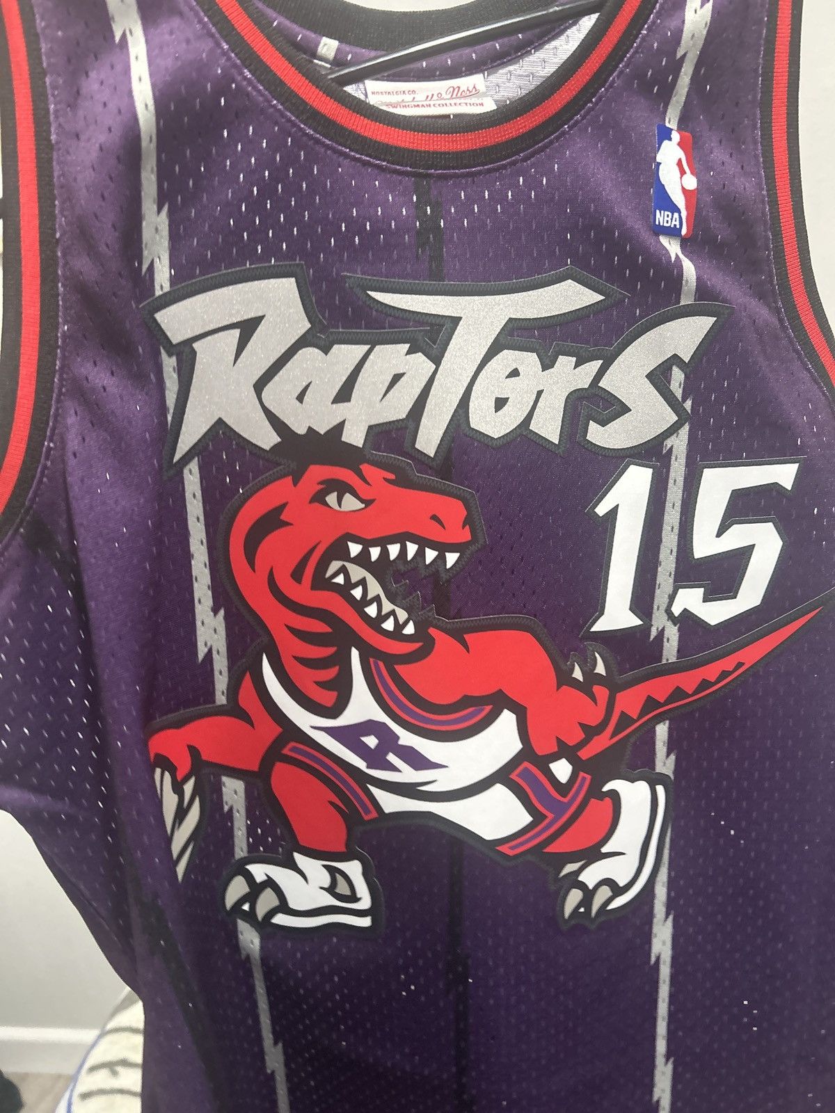Mitchell & Ness Vince Carter 1998-1999 swingman jersey Size US L / EU 52-54 / 3 - 3 Thumbnail