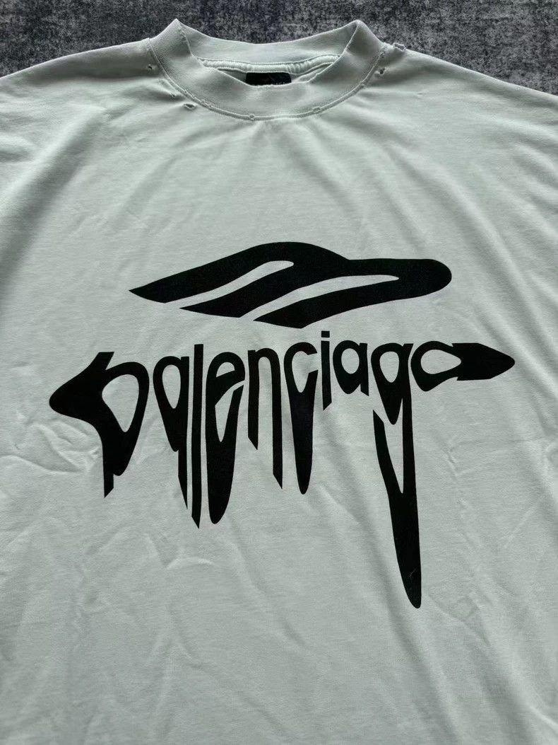 Balenciaga Balenciaga Off-white Melt logo Destroy Short Sleeve T-Shir Size US S / EU 44-46 / 1 - 4 Thumbnail