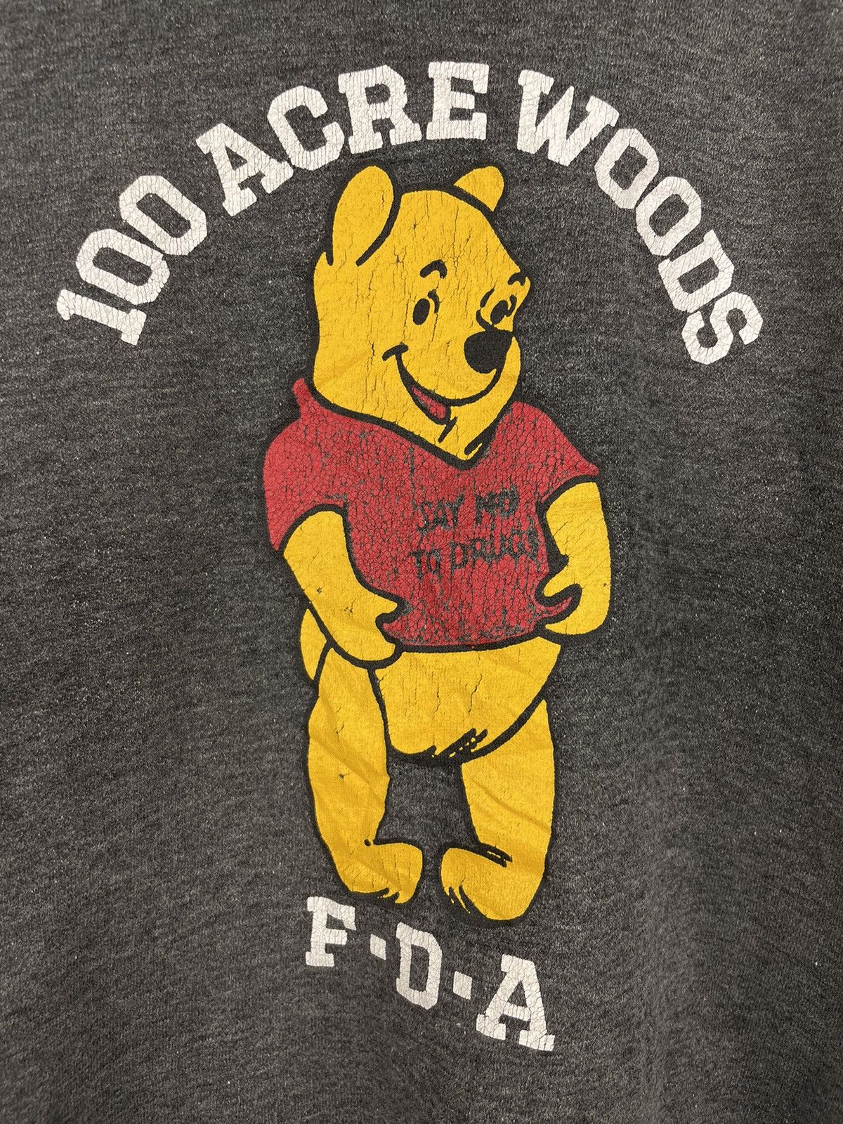 Cartoon Network Vintage 90s 100 Acre Woods FDA winnie the pooh sweatshirt Size US L / EU 52-54 / 3 - 4 Thumbnail
