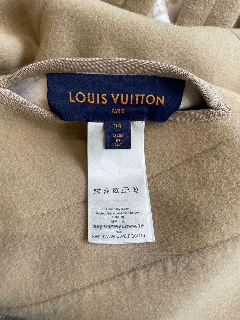 Louis Vuitton Louis Vuitton Beige reversible coat Size XXS / US 00 / IT 34 - 5 Thumbnail