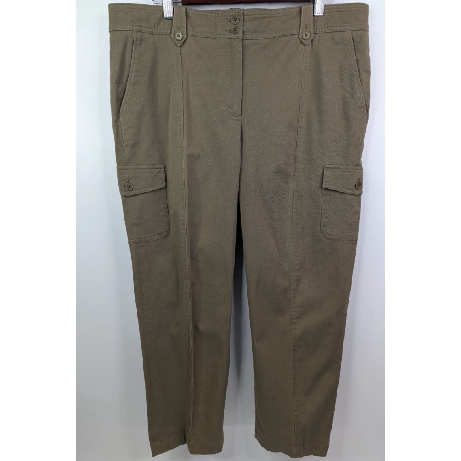 Talbots Talbots Womens Pants Olive Size 14 Capri Cargo Cotton Blend Signature Front Flat Front Button Zip Green 14 Womens Pants Capri Jeans Capris Capris? Size 36" / US 14 / IT 50 - 2 Thumbnail