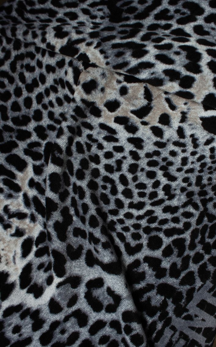 Saint Laurent Paris Saint Laurent, Leopard bath towel in graphite Size ONE SIZE - 2 Thumbnail