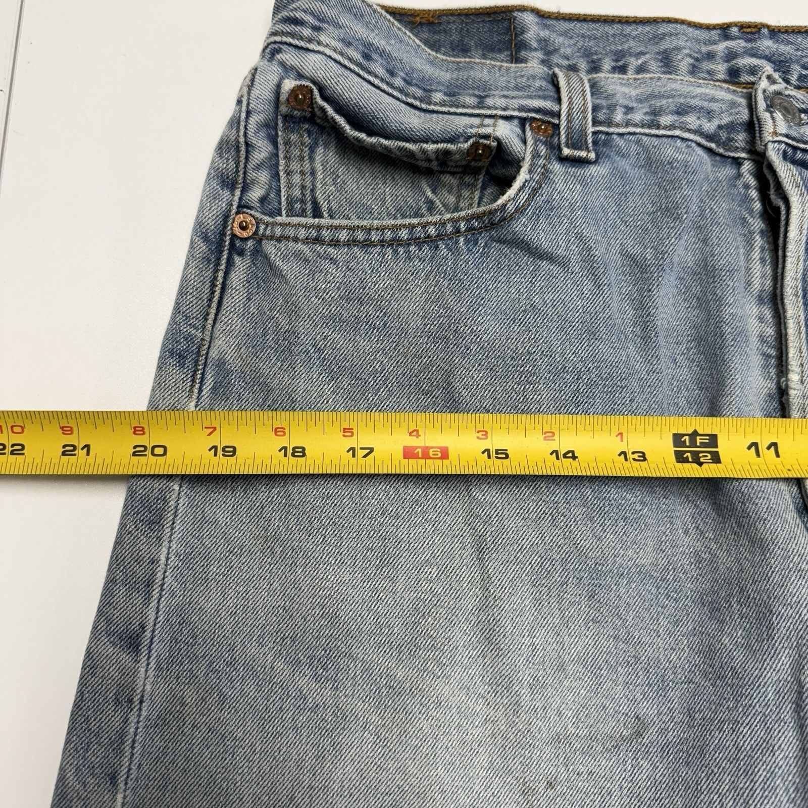 Levi's Vintage Levi’s 501 Jeans Mens 36x30 (34x28.5) Button Fly Den Size US 36 / EU 52 - 16 Thumbnail
