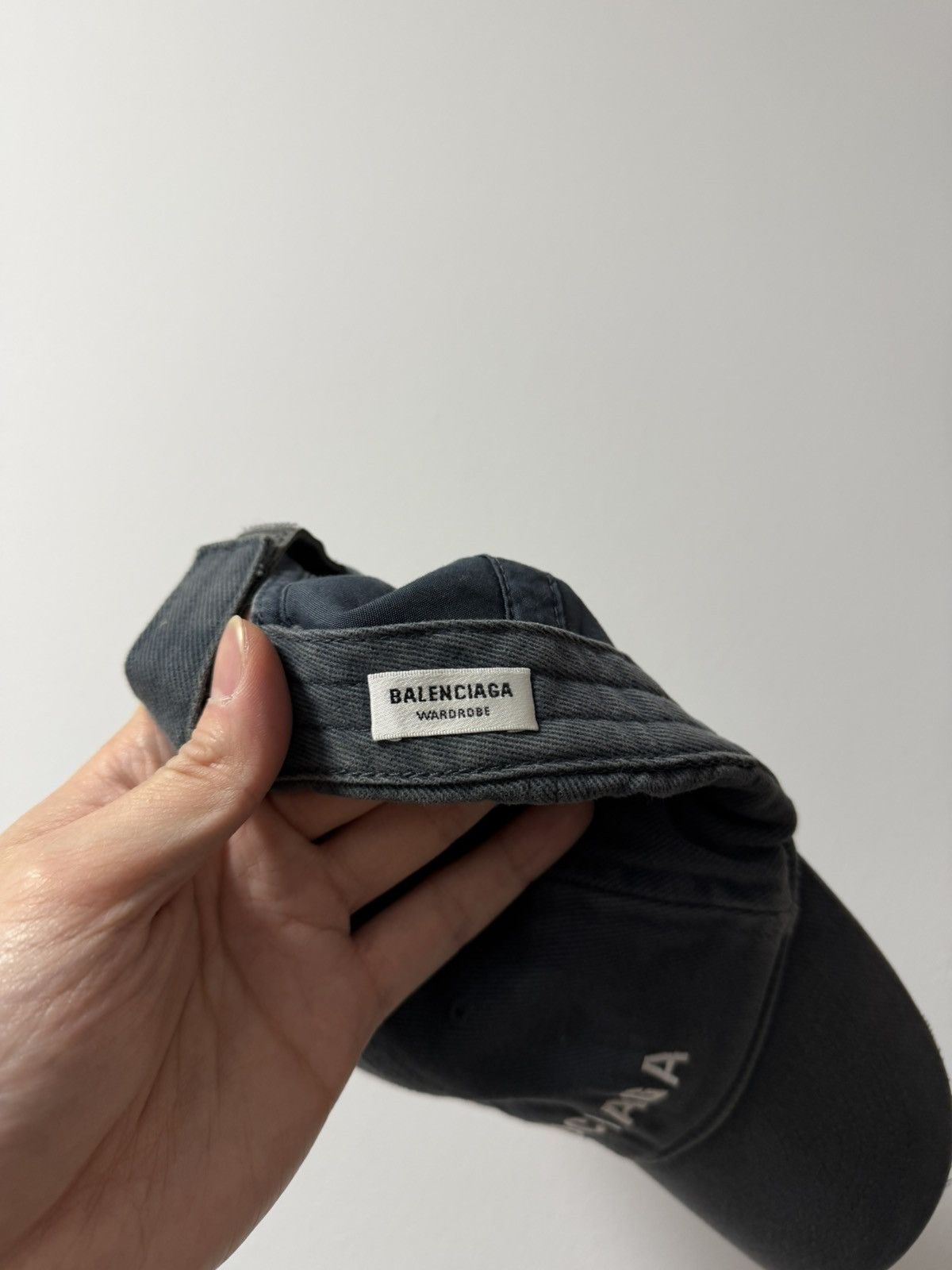Balenciaga Balenciaga Classic Script Hat Size ONE SIZE - 3 Thumbnail