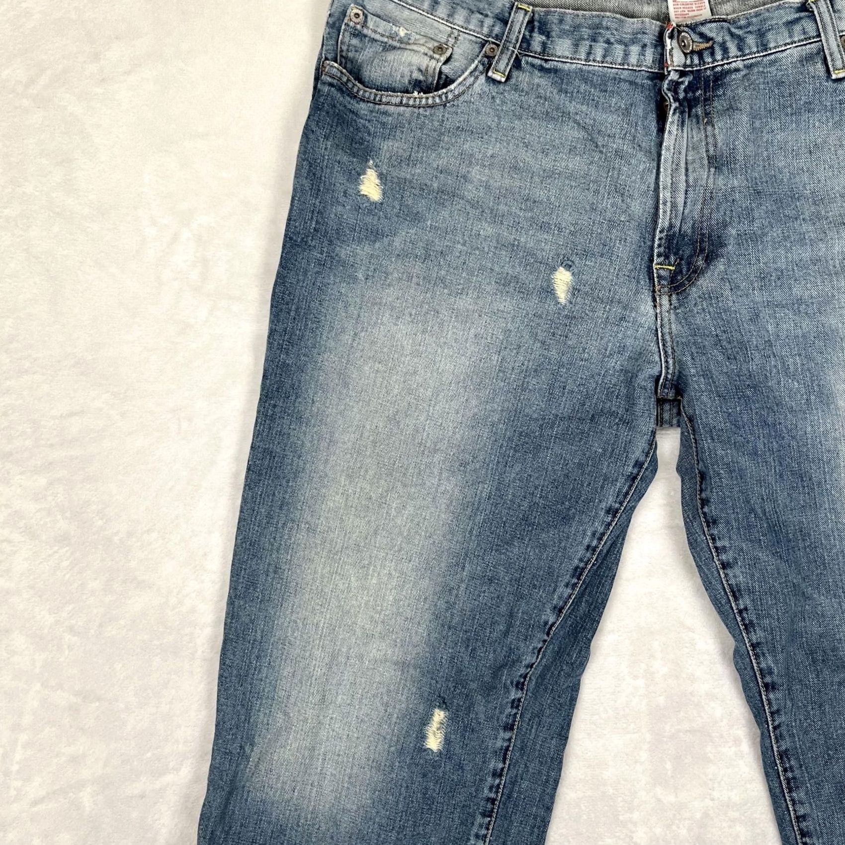 Mossimo VINTAGE Mossimo Supply Co Logan Jeans Mens 40x30 Blue Relaxed Straight Denim Y2K Jeans Mens 40x30 Blue Distressed Pockets Cotton Zip Belt Loops Size US 40 / EU 56 - 3 Thumbnail