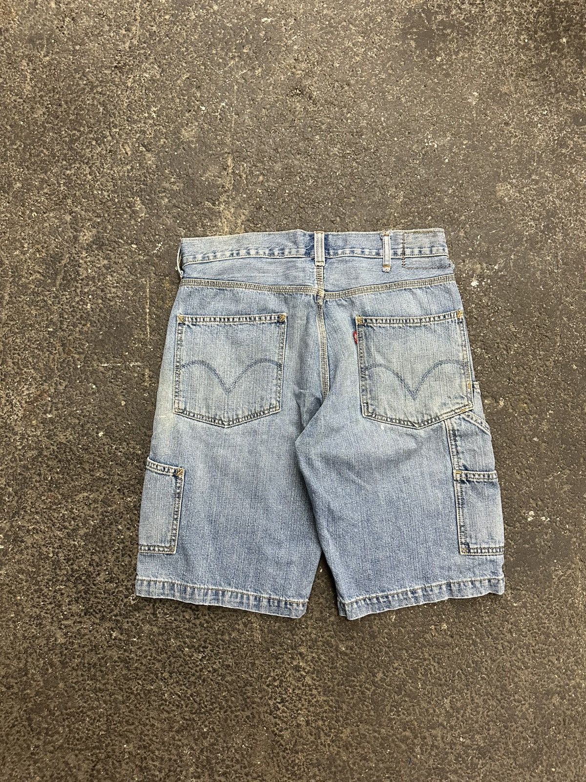Levi's × Vintage Y2K levis cargo jorts Size US 31 - 1 Thumbnail