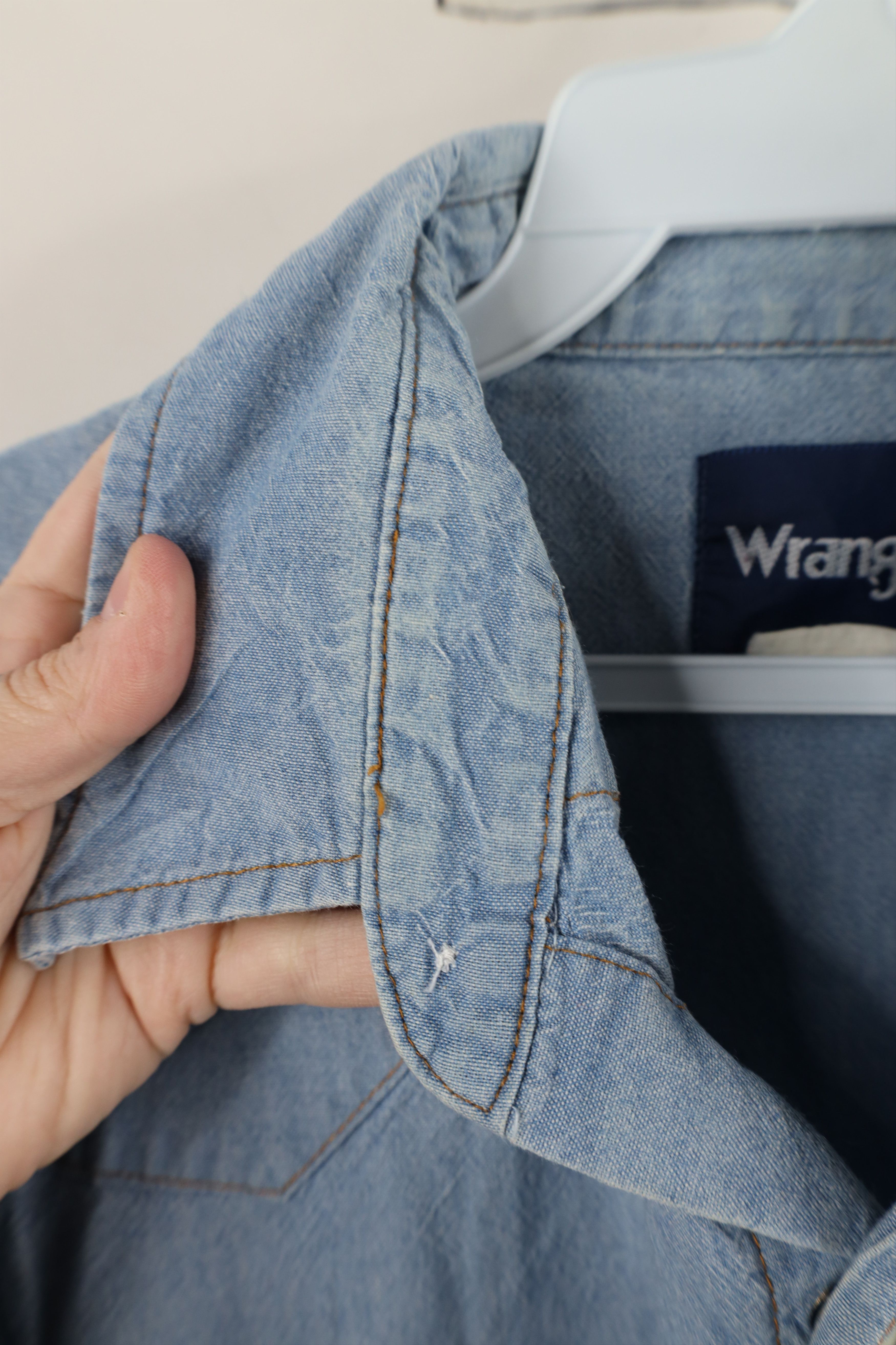Vintage × Wrangler Vintage 90s Wrangler Western Rodeo Cowboy Denim Button Shirt Size US L / EU 52-54 / 3 - 8 Thumbnail