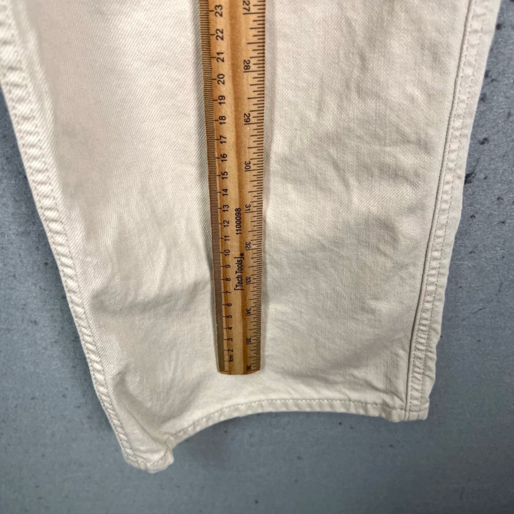 Uniqlo Uniqlo Beige High-Waist Straight-Leg Cotton Pants Womens Size 23 Size 40" / US 18 - 5 Thumbnail