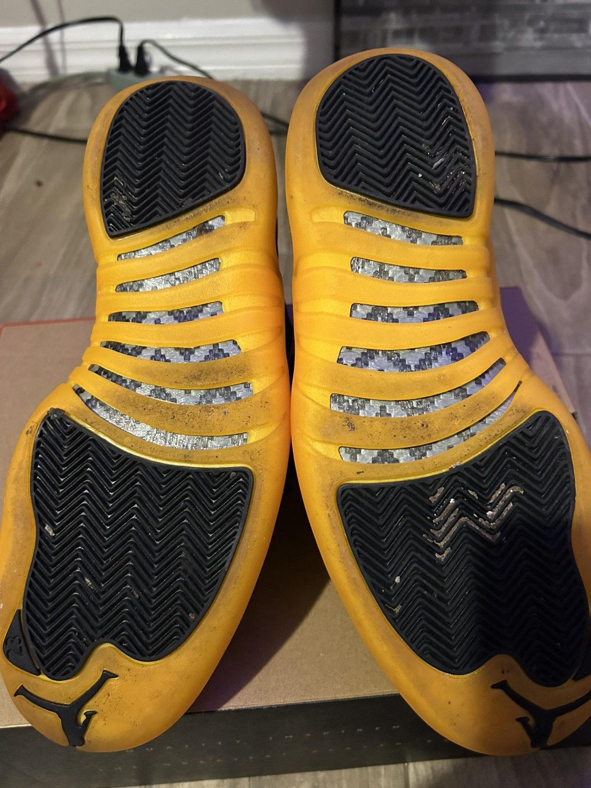 Designer × Jordan Brand Jordan 12s University Gold and Black Size US 9 / EU 42 - 6 Thumbnail