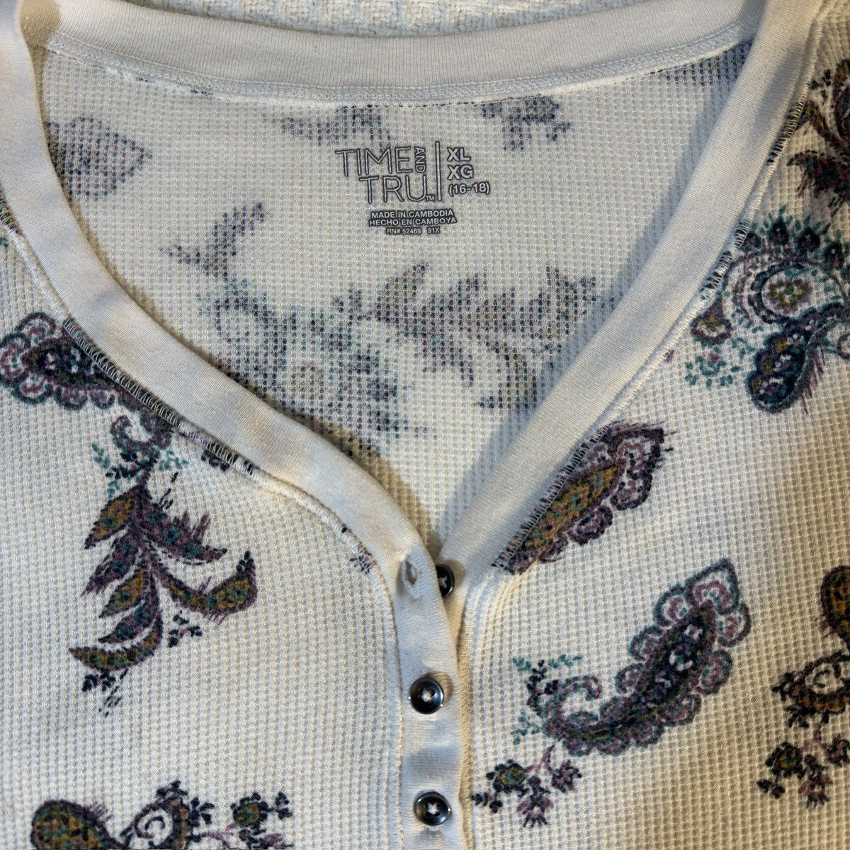 Other Time and Tru Paisley Waffle Knit Long Sleeve (XL) Size XL / US 12-14 / IT 48-50 - 3 Thumbnail