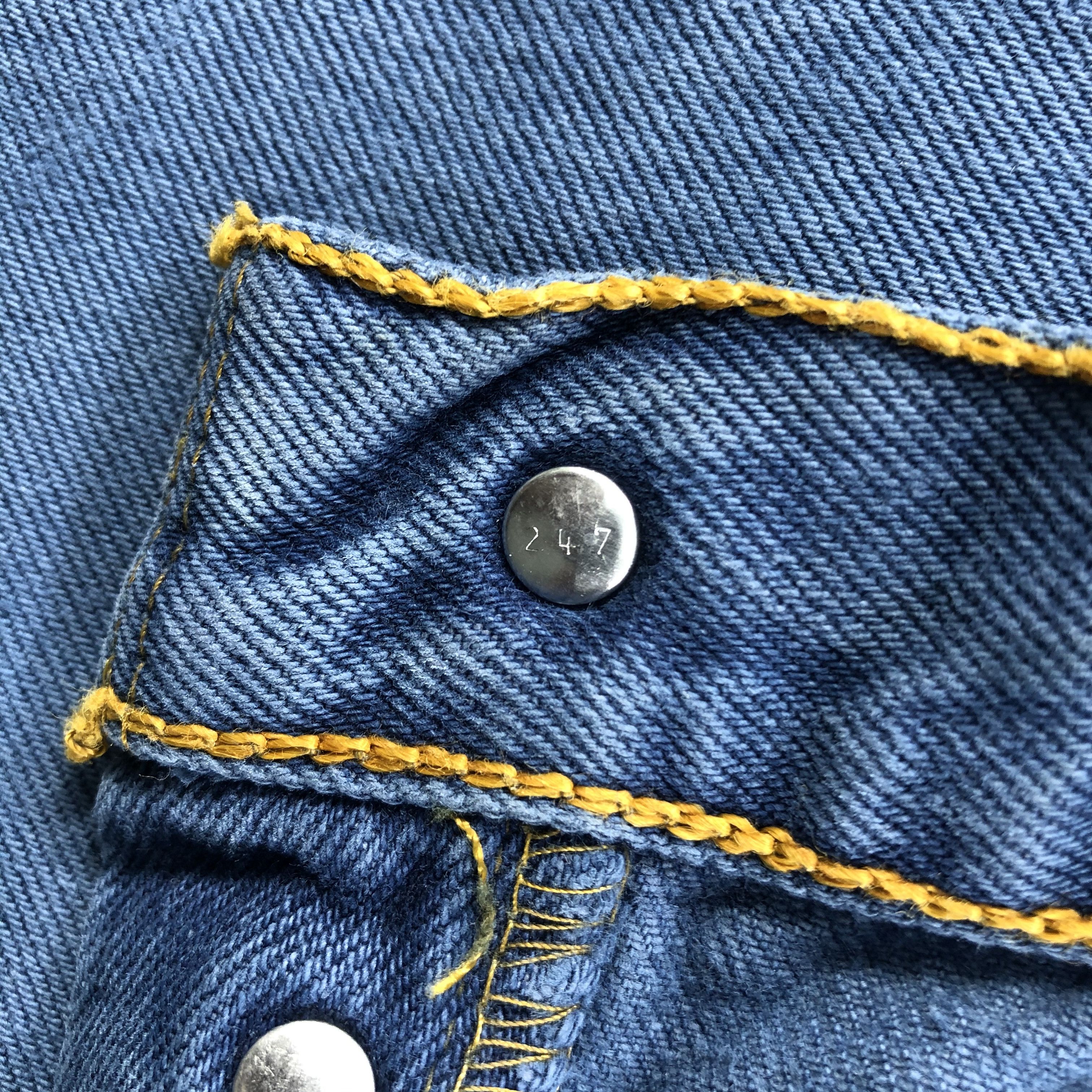 Levi's 90s Vintage Blue Wash Levis 501 Jeans-J1482 Size US 32 / EU 48 - 10 Thumbnail