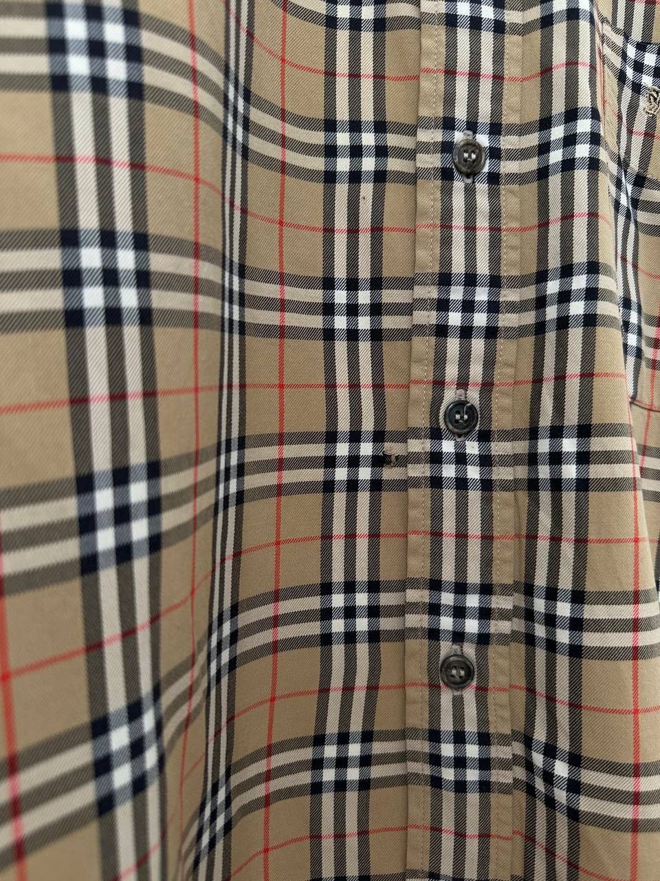 Burberry × Vintage Vintage Barberry’s Full Nova Check Distressed Shirt Size US L / EU 52-54 / 3 - 6 Thumbnail