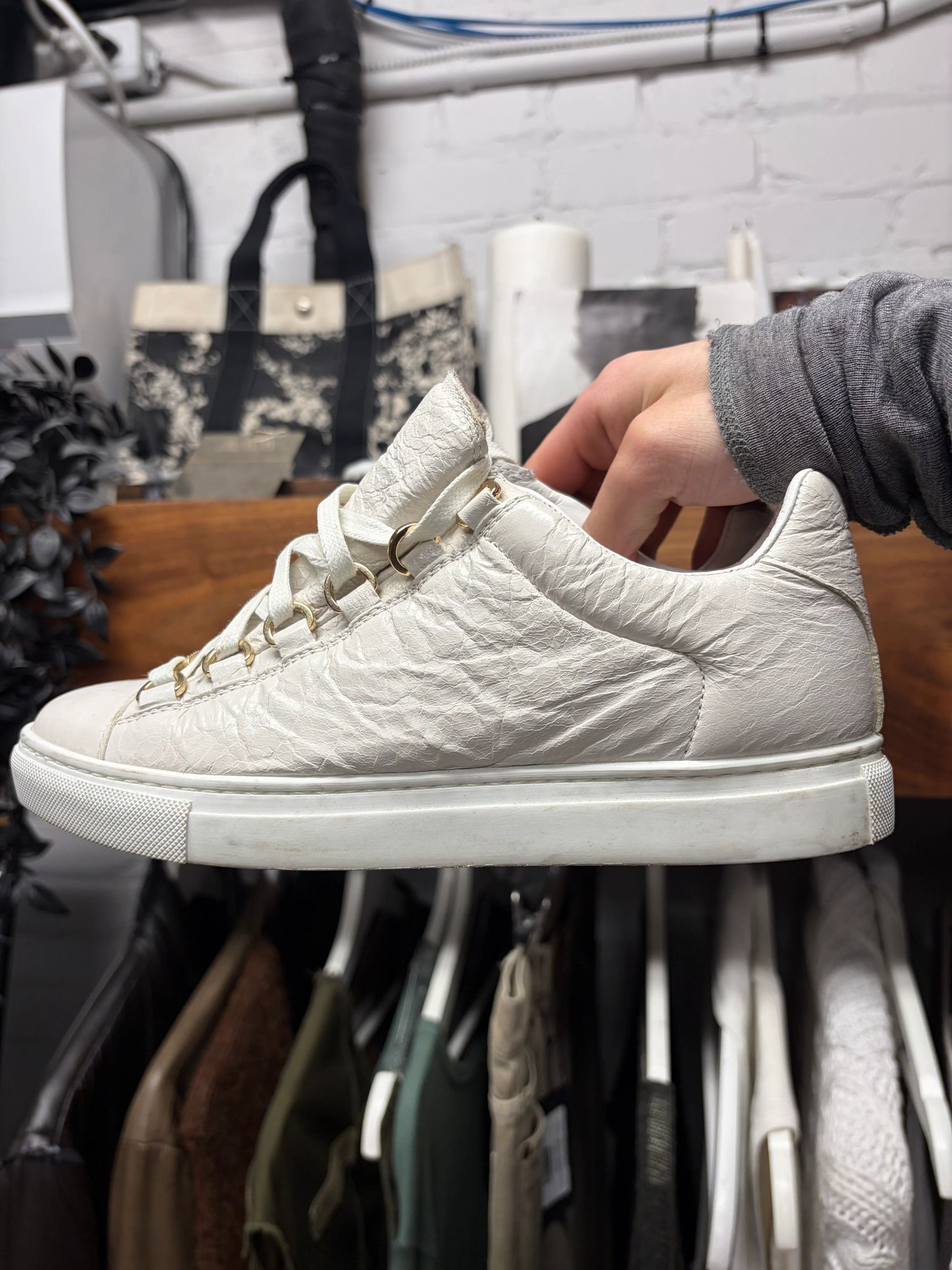 Balenciaga Balenciaga White ‘Arena’ Low Top Sneakers Size US 7 / IT 37 - 3 Thumbnail