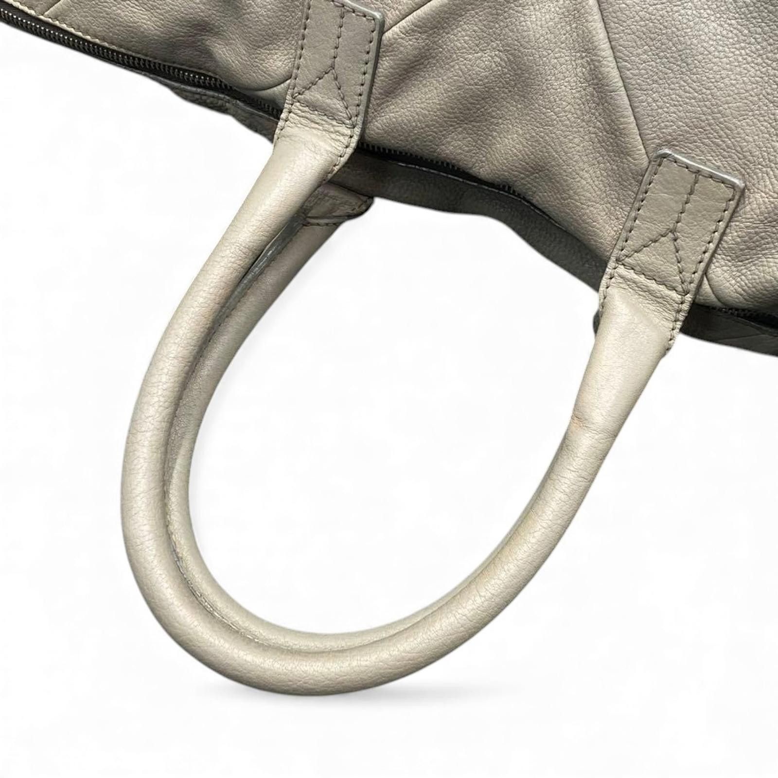 Saint Laurent - Beige Leather Handbag