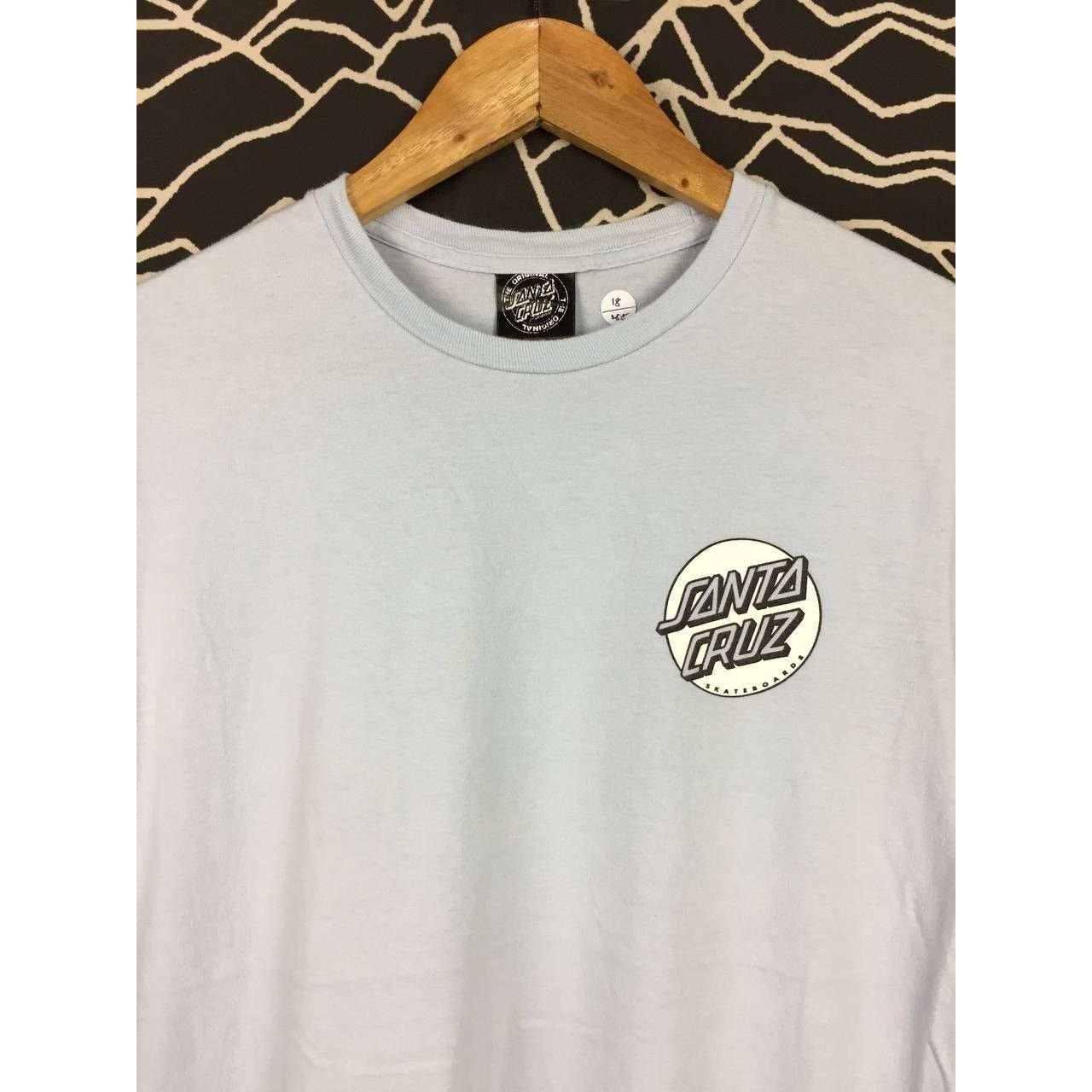 Santa Cruz Skateboards Santa Cruz Skateboards Classic Dot Chest Tee Size S Size US S / EU 44-46 / 1 - 8 Thumbnail