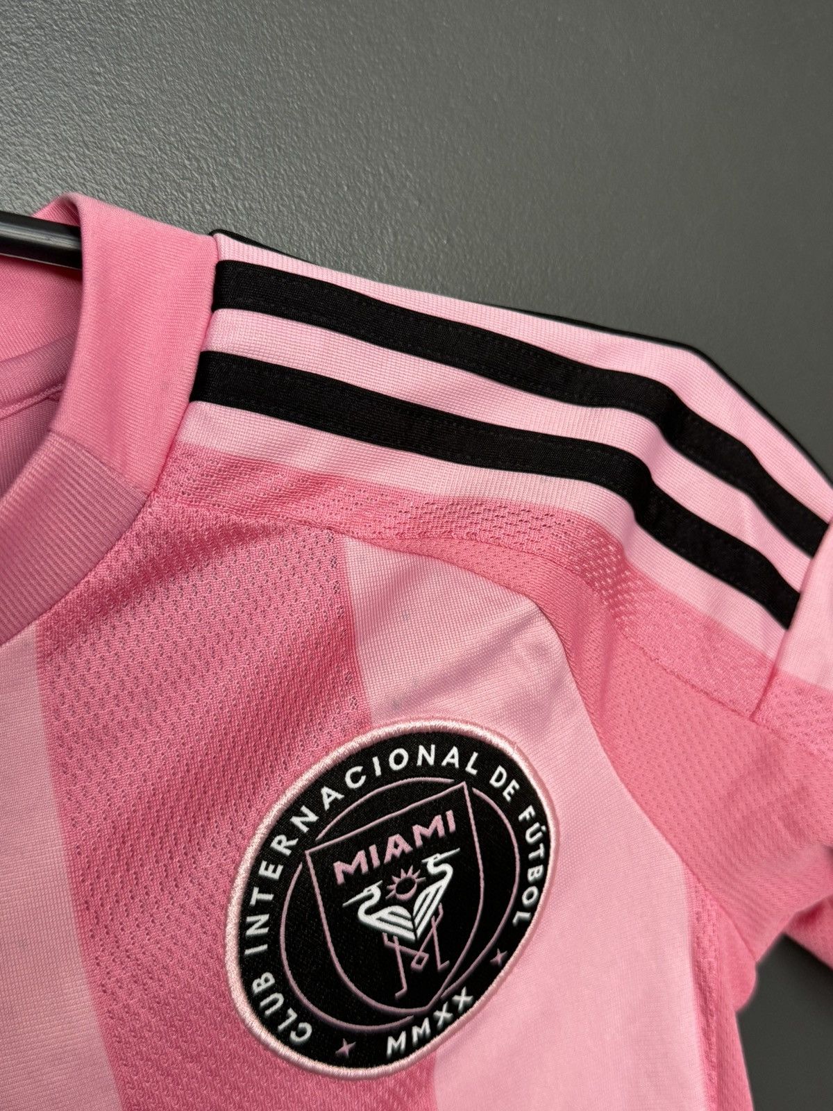 Adidas KIDS Inter Miami 25/26 Home Football Jersey T-Shirt Size US XS / EU 42 / 0 - 10 Thumbnail