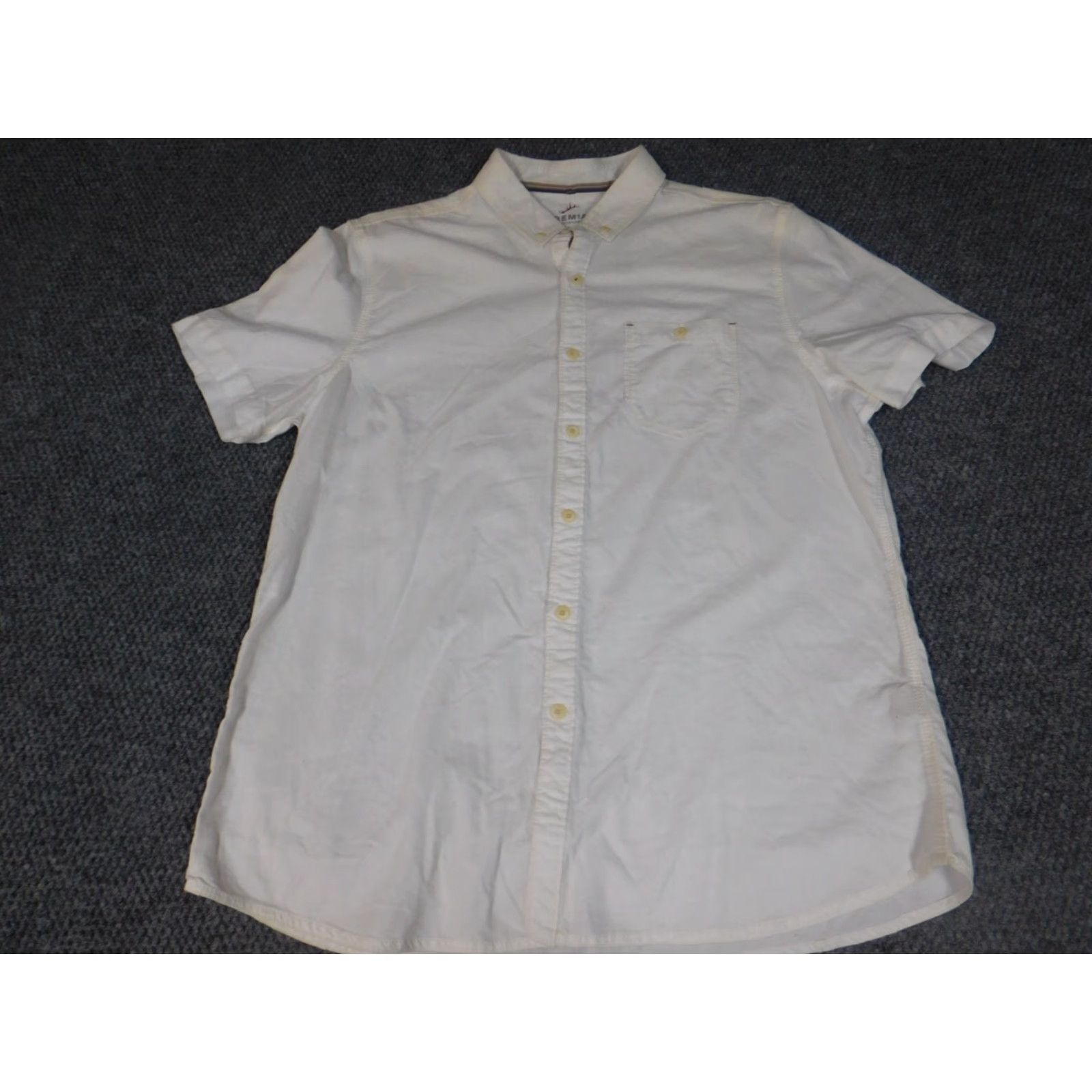 Vintage Jeremiah Shirt Button-Up White L Mens Collared Short Sleeve Casual Knit Cotton Slimming pockets Size US L / EU 52-54 / 3 - 3 Thumbnail