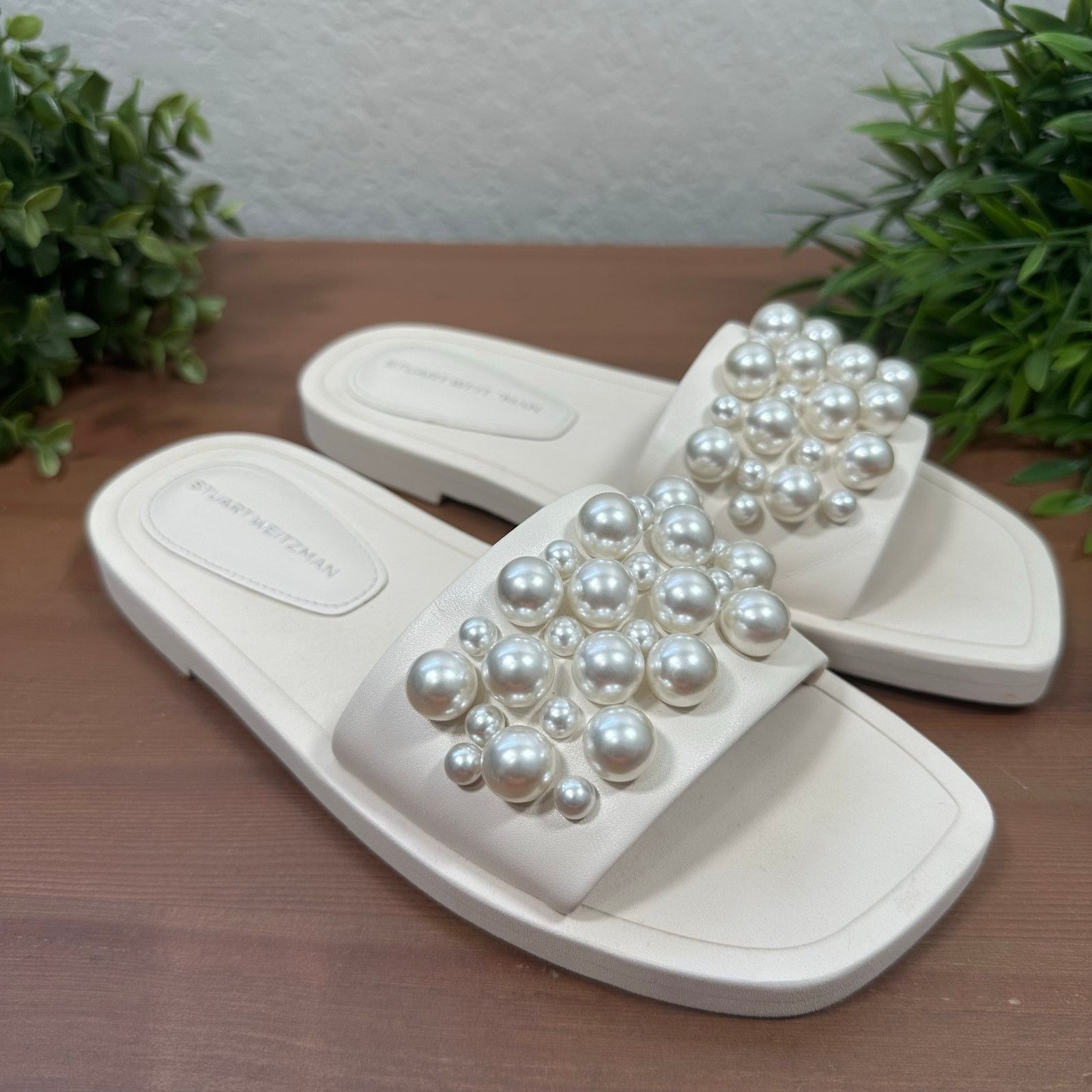 Stuart Weitzman Stuart Weitzman Pearl Embellishment Slide Sandals Size 4 Size US 4 / IT 34 - 2 Thumbnail