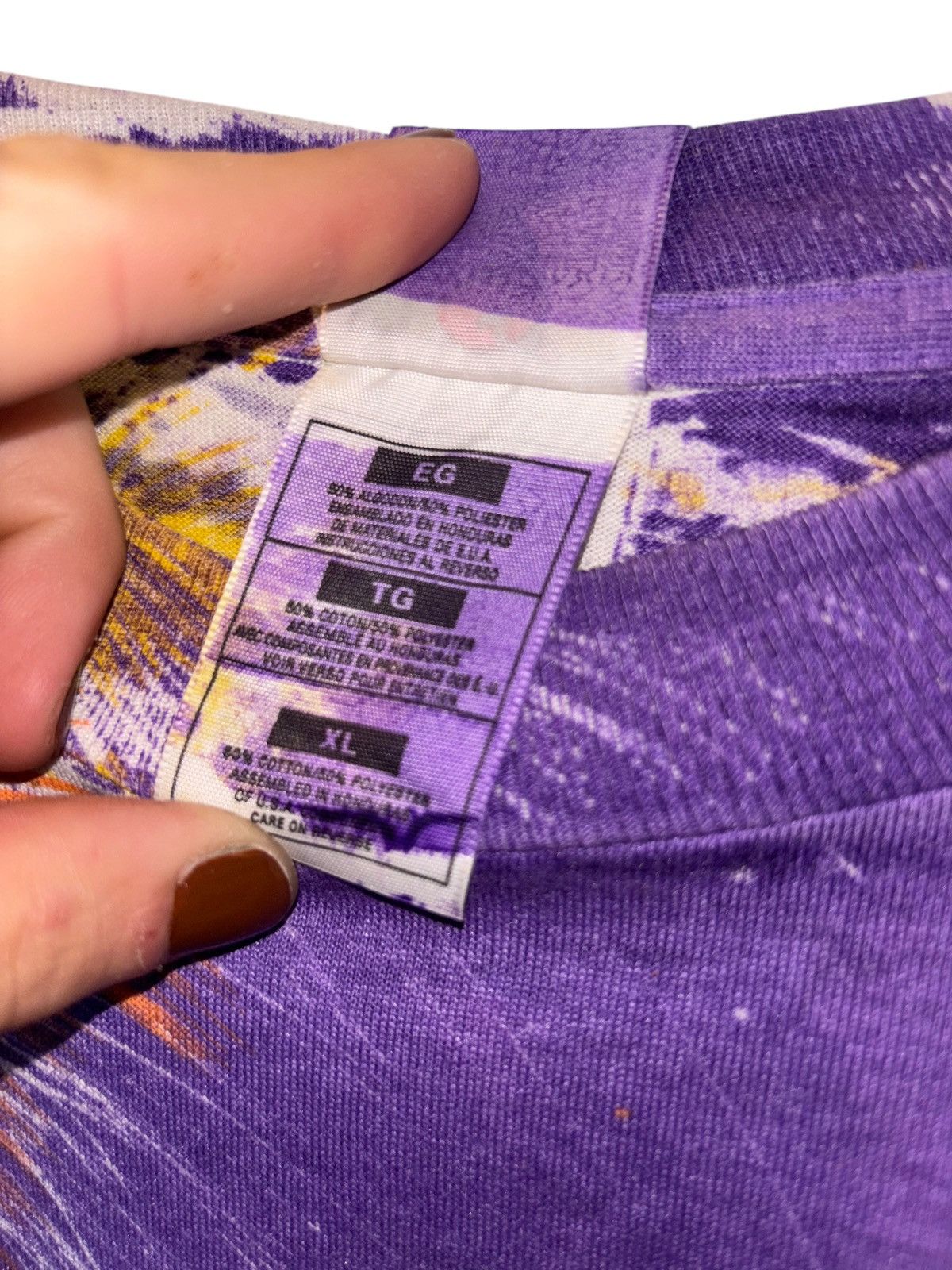 Fruit Of The Loom Vintage 90s New Orleans City AOP T-Shirt Size US XL / EU 56 / 4 - 7 Thumbnail