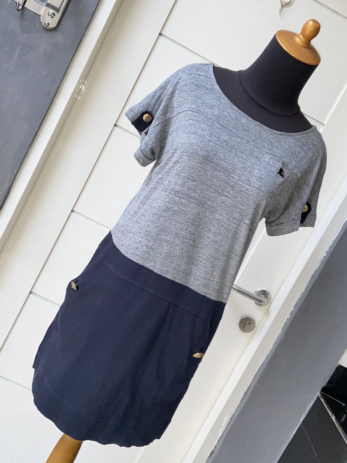 Burberry BURBERRY Grey Midi Dress Size XS / US 0-2 / IT 36-38 - 7 Thumbnail
