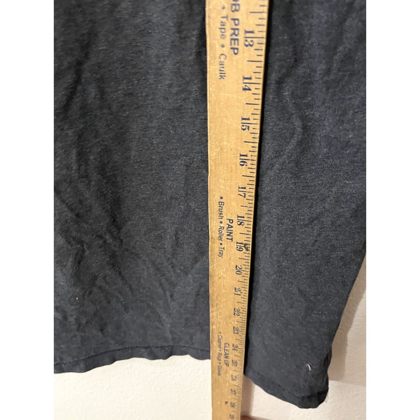Vintage CALVIN KLEIN JEANS Gray Striped Henley T-Shirt Women Medium Short Sleeve with Pockets Size 32" / US 10 / IT 46 - 4 Thumbnail