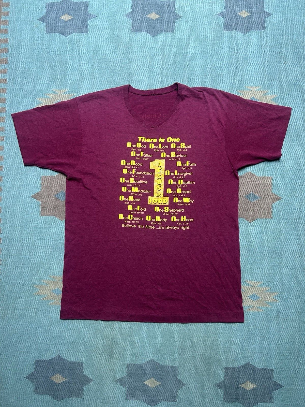Vintage VTG 90s v neck t shirt Jesus god Christian single stitch L Size US L / EU 52-54 / 3 - 1 Thumbnail