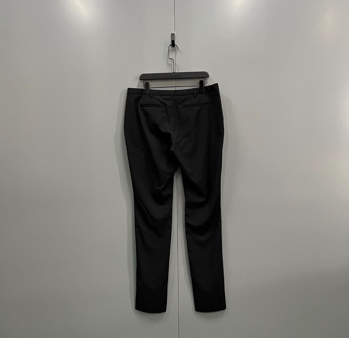 Burberry Burberry Black Mid-rise Dress Pants J41 Size US 30 / EU 46 - 2 Thumbnail