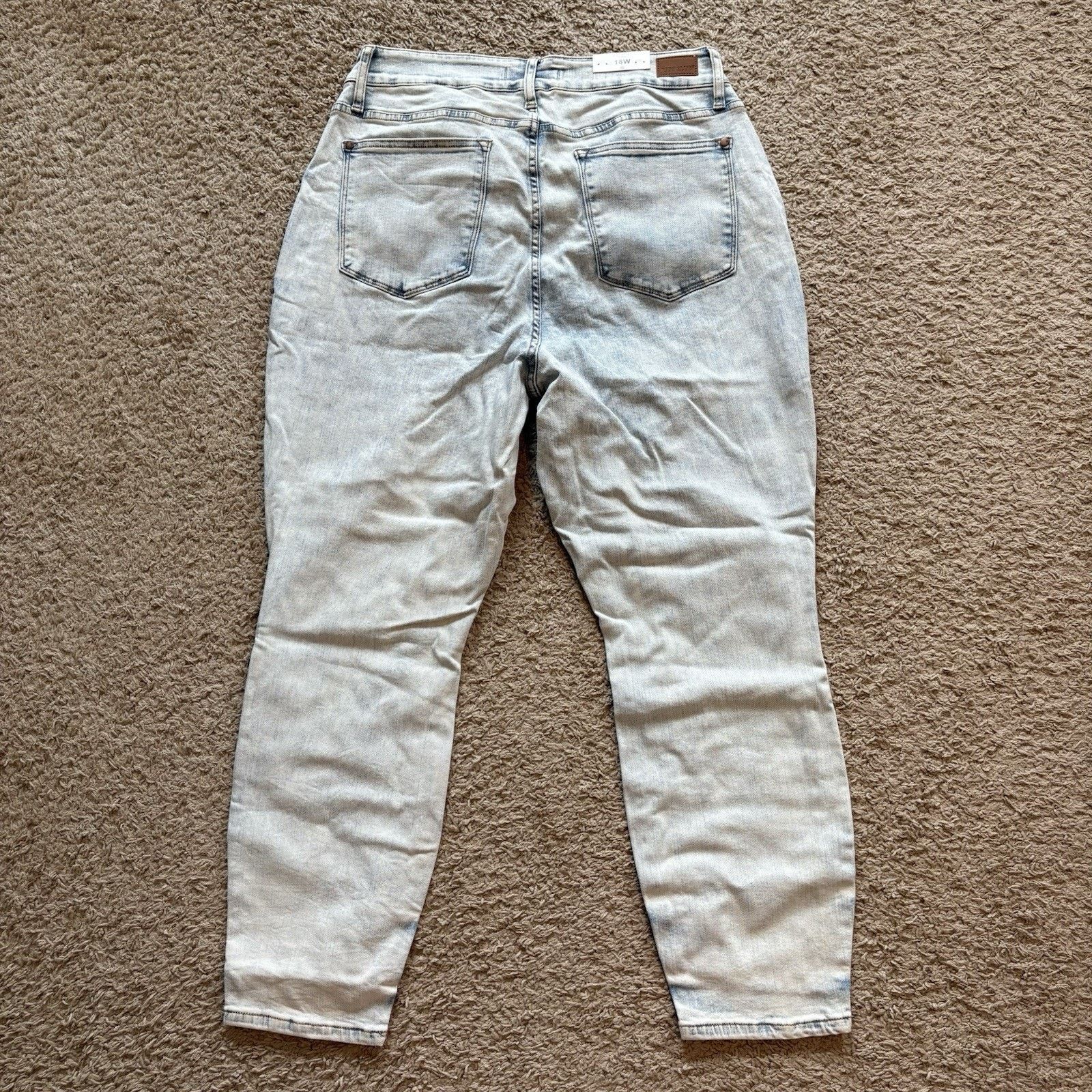 Judy Blue Judy Blue Jeans Women 18W Acid Wash Slim Fit High Waist NWT Size 33" - 3 Thumbnail
