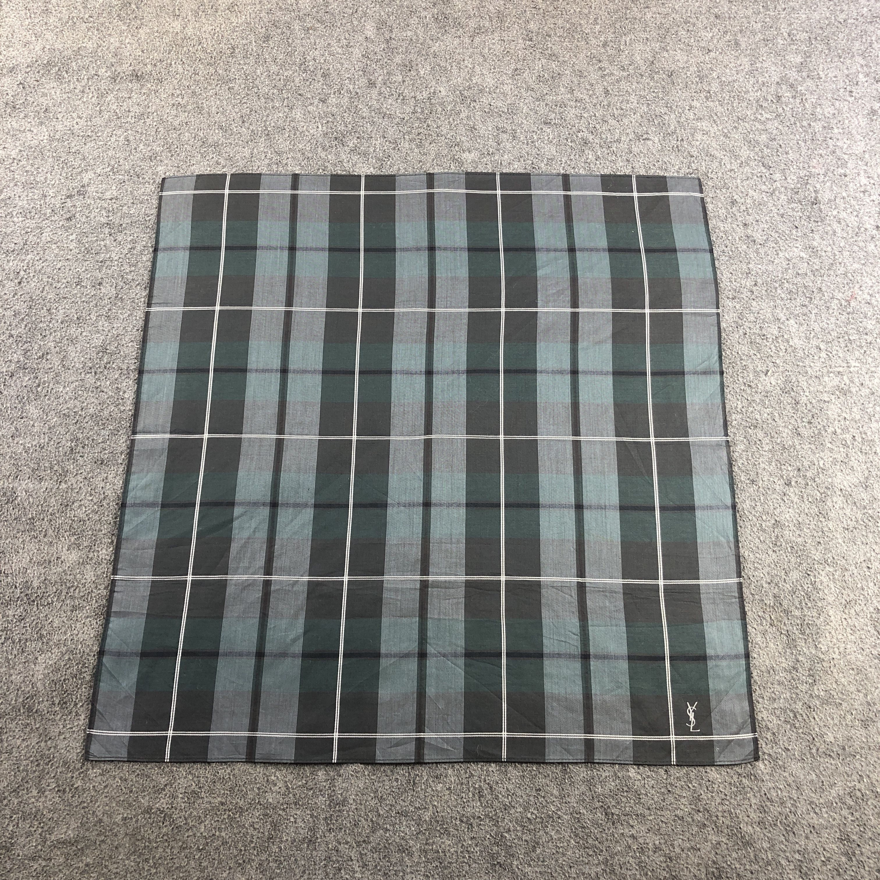 Yves Saint Laurent YSL Handkerchief Neckerchief Bandana H2801 Size ONE SIZE - 2 Thumbnail