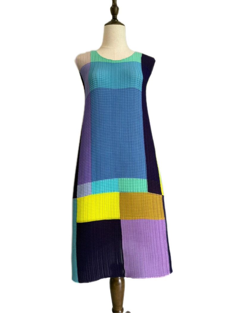Issey Miyake Issey Miyake size:2 Blue and purple main color block dress Size M / US 6-8 / IT 42-44 - 1 Thumbnail