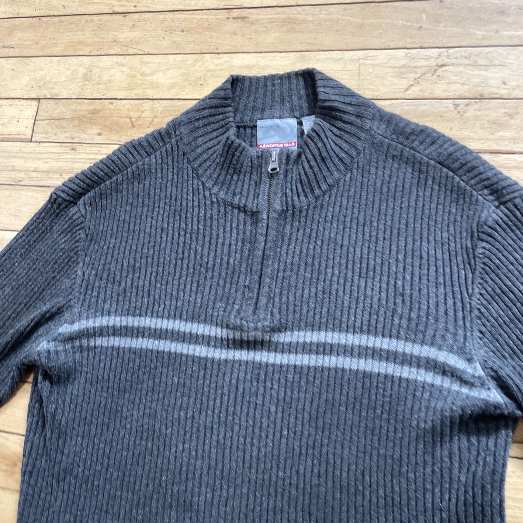 Aeropostale AEROPOSTALE 1/4 Zip Sweater Men M Gray Ribbed 90s Y2K Skater Slim Fit Ramie Knit Pullover Zip Mock Neck Center Stripe Mens Size US M / EU 48-50 / 2 - 3 Thumbnail